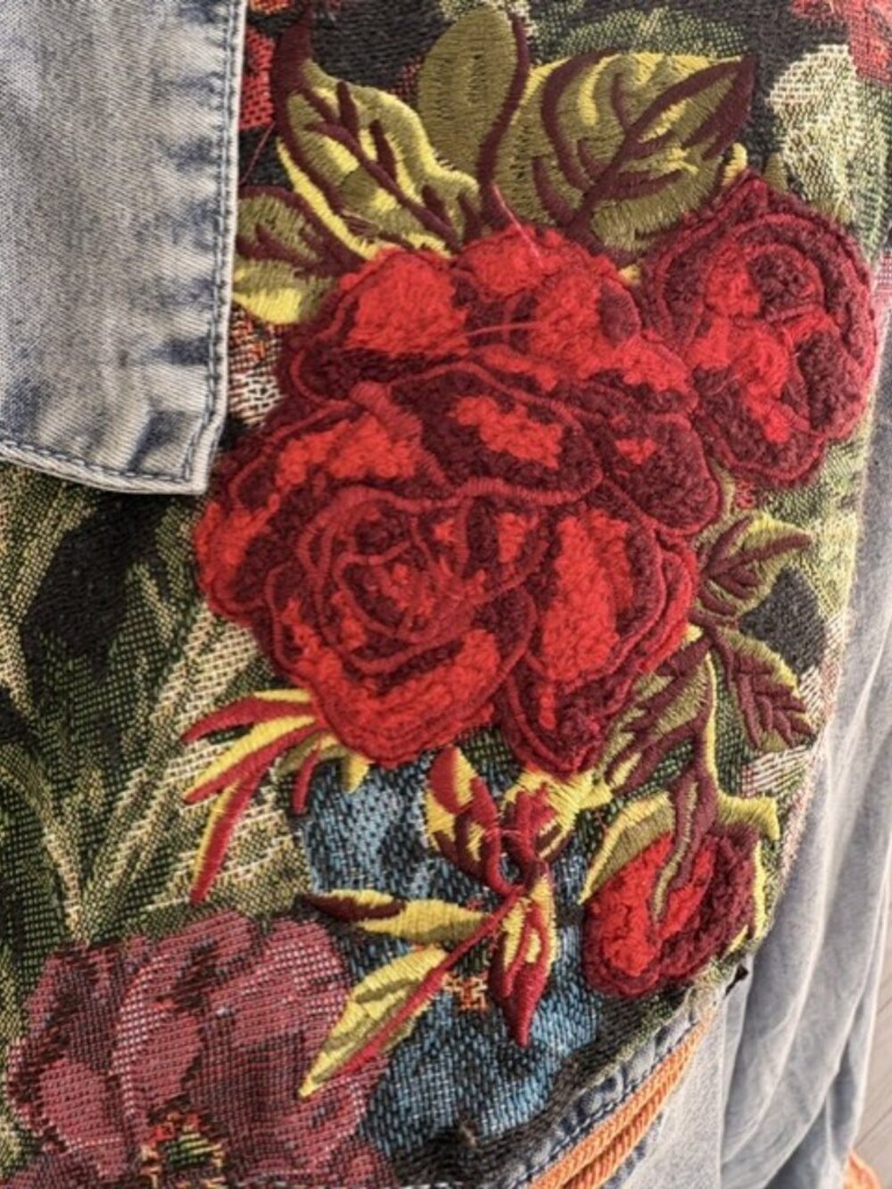 Rodeo Quincy Vaquera Rose Button Up Shirt - Picture 7 of 7